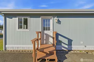 512 SW Berry Lake Dr, Port Orchard, WA 98367 - Photo 27