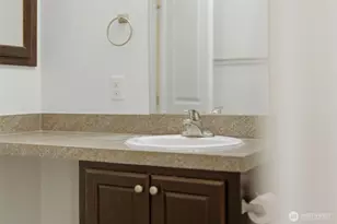 512 SW Berry Lake Dr, Port Orchard, WA 98367 - Photo 17