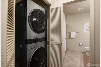 150 102nd Avenue SE #306, Bellevue, WA 98004 - Photo 15