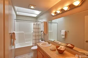 1706 239th St SW, Bothell, WA 98021 - Photo 19
