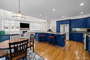 9818 S 220th Pl, Kent, WA 98031 - Photo 11