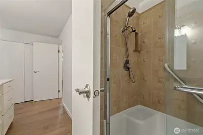 6479 137th Avenue NE #364, Redmond, WA 98052 - Photo 15