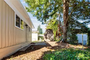5220 SW 176th St, Lynnwood, WA 98037 - Photo 7