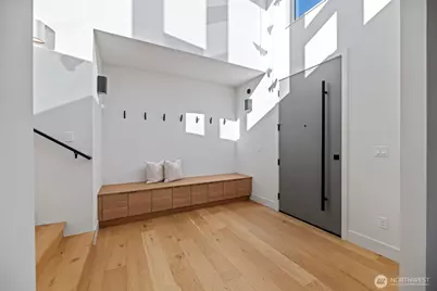 6203 52nd Avenue S, Seattle, WA 98118 - Photo 3