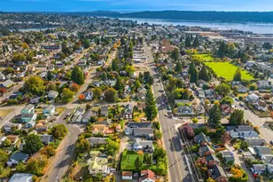 1920 6th St, Bremerton, WA 98337 - Photo 35