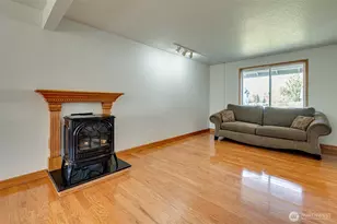 1407 NW 4th St, Battle Ground, WA 98604 - Photo 9