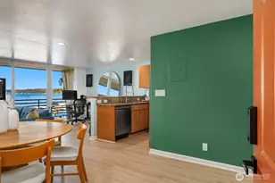 9520 Rainier Ave S, Seattle, WA 98118 - Photo 13
