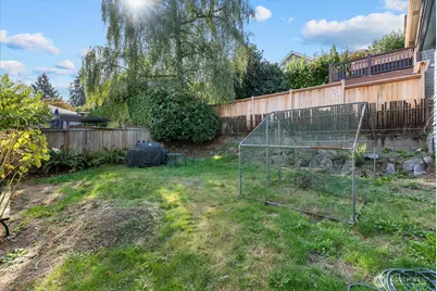 511 N 71st Street, Seattle, WA 98103 - Photo 25
