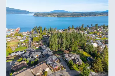 2712 B 17th Street, Anacortes, WA 98221 - Photo 3