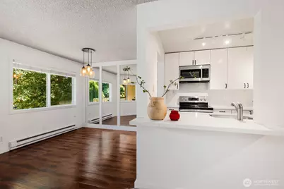 725 9th Avenue S #201, Kirkland, WA 98033 - Photo 9