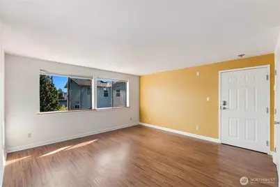 731 N 94th Street #3, Seattle, WA 98103 - Photo 11