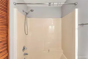 731 N 94th St, Seattle, WA 98103 - Photo 21