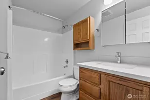 1455 E Harrison St, Seattle, WA 98102 - Photo 23