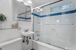 4503 NE 95th St, Seattle, WA 98115 - Photo 13