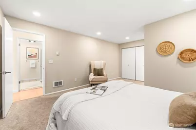 555 Prospect Street #1, Seattle, WA 98109 - Photo 15