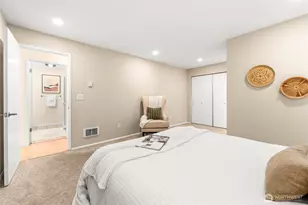 555 Prospect St, Seattle, WA 98109 - Photo 15