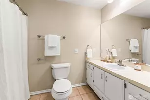 555 Prospect St, Seattle, WA 98109 - Photo 17