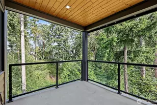 11030 SE 60th Ln, Bellevue, WA 98006 - Photo 17