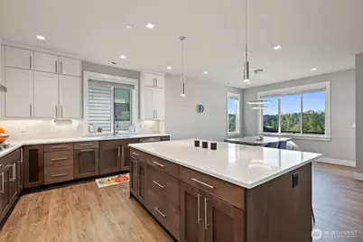 11030 SE 60th Lane, Bellevue, WA 98006 - Photo 9