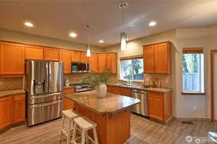 1706 239th St SW, Bothell, WA 98021 - Photo 7