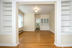 1012 Queen Anne Ave N, Seattle, WA 98109 - Photo 13