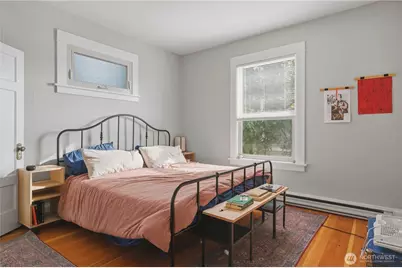 1012 Queen Anne Avenue N, Seattle, WA 98109 - Photo 11