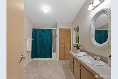 12608 NE Hollyhills Drive, Bothell, WA 98011 - Photo 21