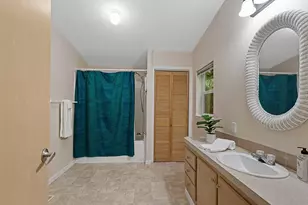 12608 NE Hollyhills Dr, Bothell, WA 98011 - Photo 21