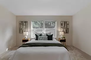 12608 NE Hollyhills Dr, Bothell, WA 98011 - Photo 19