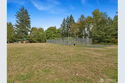 12608 NE Hollyhills Drive, Bothell, WA 98011 - Photo 37