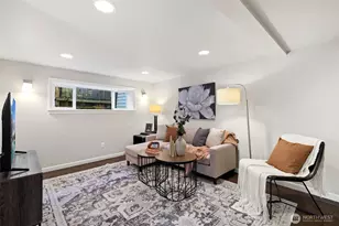 7711 Sunnyside Ave N, Seattle, WA 98103 - Photo 21