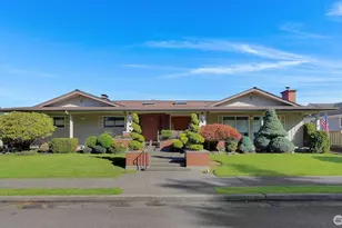 3218 Viewcrest Dr NE, Bremerton, WA 98310 - Photo 1
