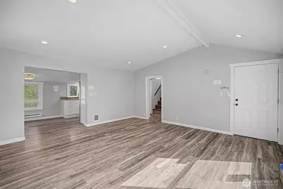 1251 S 230th Street, Des Moines, WA 98198 - Photo 13