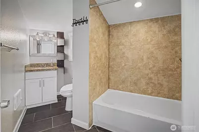 1251 S 230th Street, Des Moines, WA 98198 - Photo 25