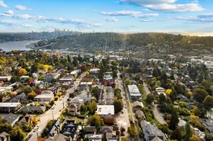 303 N 44th St, Seattle, WA 98103 - Photo 35