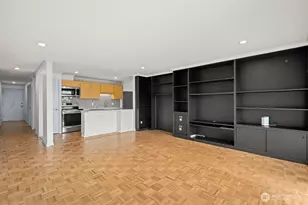 303 N 44th St, Seattle, WA 98103 - Photo 9
