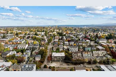 303 N 44th Street #203, Seattle, WA 98103 - Photo 31