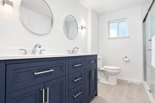 851 SW 116th St, Seattle, WA 98146 - Photo 15