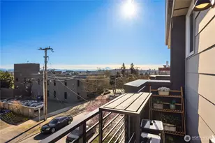 4515 Sunnyside Ave N, Seattle, WA 98103 - Photo 17