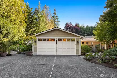 6720 W Mercer Way, Mercer Island, WA 98040 - Photo 35