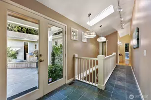 6720 W Mercer Way, Mercer Island, WA 98040 - Photo 3