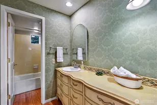 6720 W Mercer Way, Mercer Island, WA 98040 - Photo 21