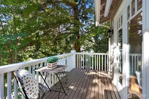 6720 W Mercer Way, Mercer Island, WA 98040 - Photo 7