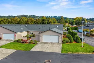 3905 Pennsylvania St, Longview, WA 98632 - Photo 1