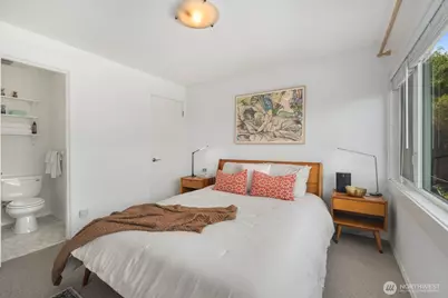 632 13th Avenue E #19, Seattle, WA 98102 - Photo 17