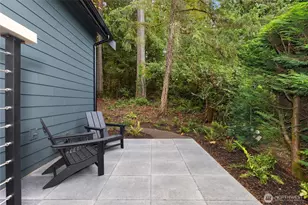 7693 NE Beverly Ln, Bainbridge Island, WA 98110 - Photo 33