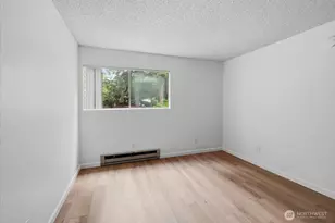 19433 28th Ave NE, Lake Forest Park, WA 98155 - Photo 15