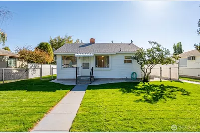 1318 SW C Street, Ephrata, WA 98823 - Photo 1