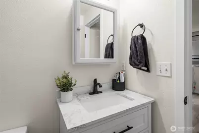 14301 1st Avenue E, Tacoma, WA 98445 - Photo 15