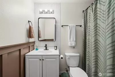 14301 1st Avenue E, Tacoma, WA 98445 - Photo 11